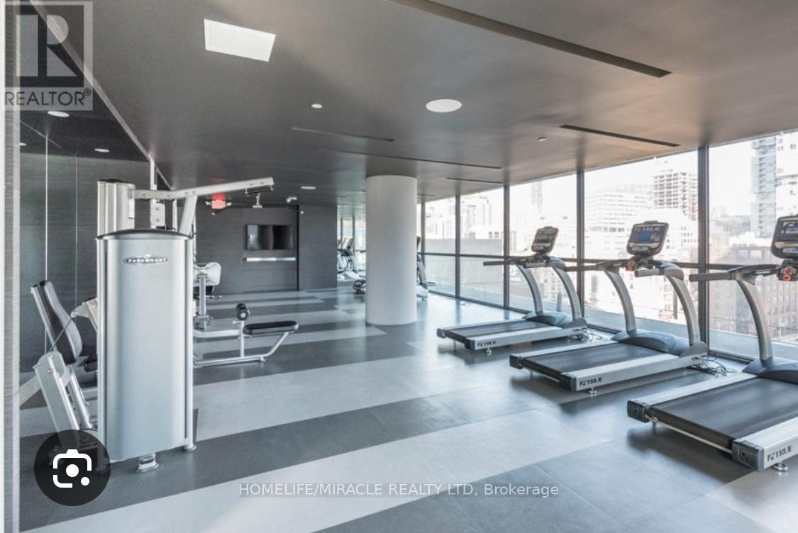 3408 - 290 Adelaide Street W, Toronto, Ontario  M5V 1P6 - Photo 15 - C12508136