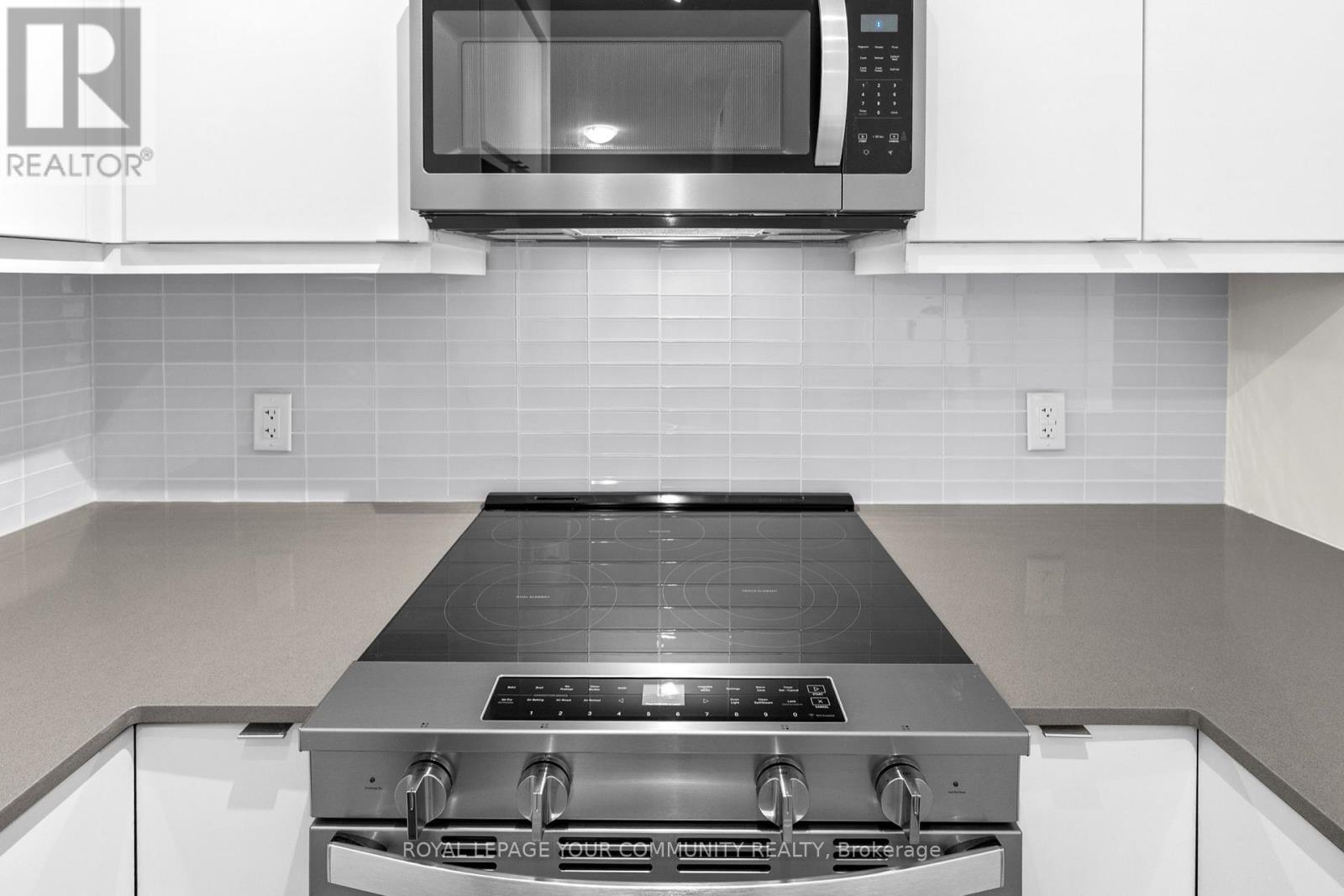 2525 - 3270 Sheppard Avenue E, Toronto, Ontario  M1T 3K3 - Photo 4 - E12500642