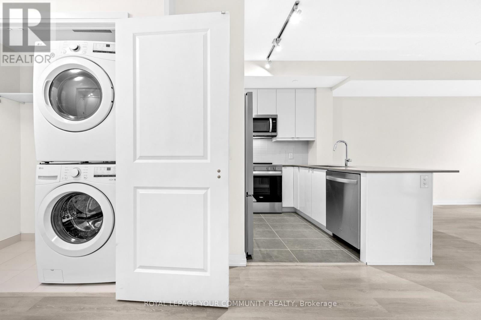 2525 - 3270 Sheppard Avenue E, Toronto, Ontario  M1T 3K3 - Photo 6 - E12500642