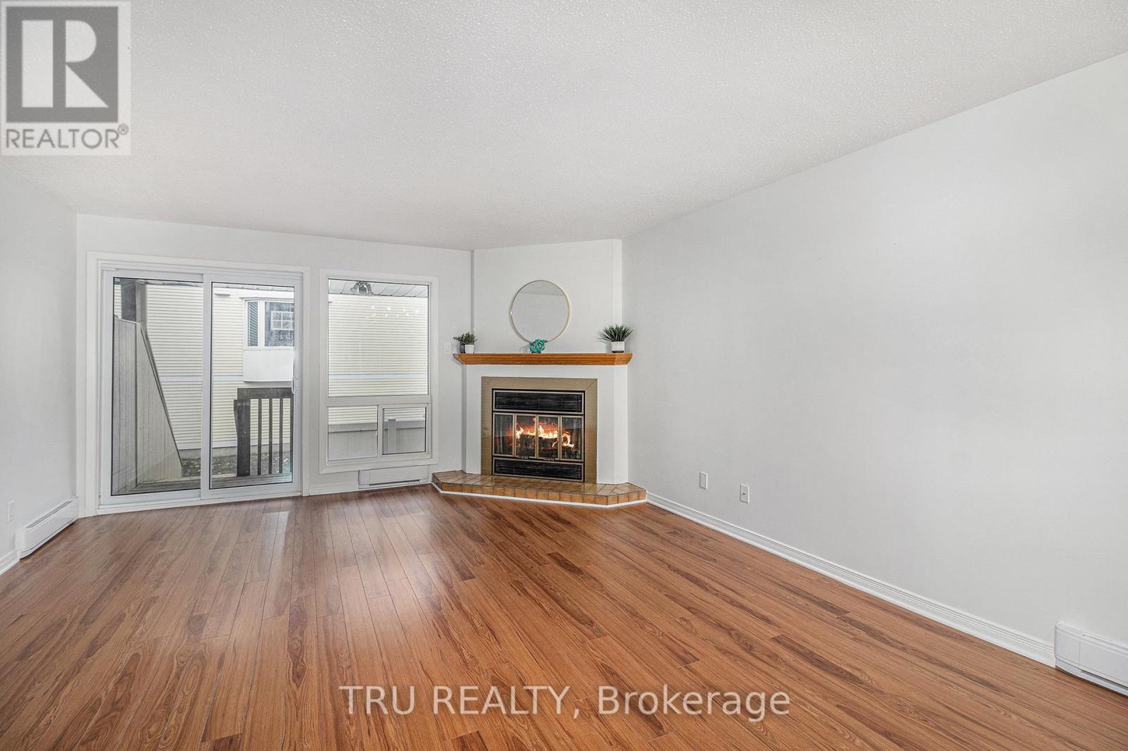 6603a - 6603 Bilberry Drive, Ottawa, Ontario  K1C 4N5 - Photo 7 - X12508078