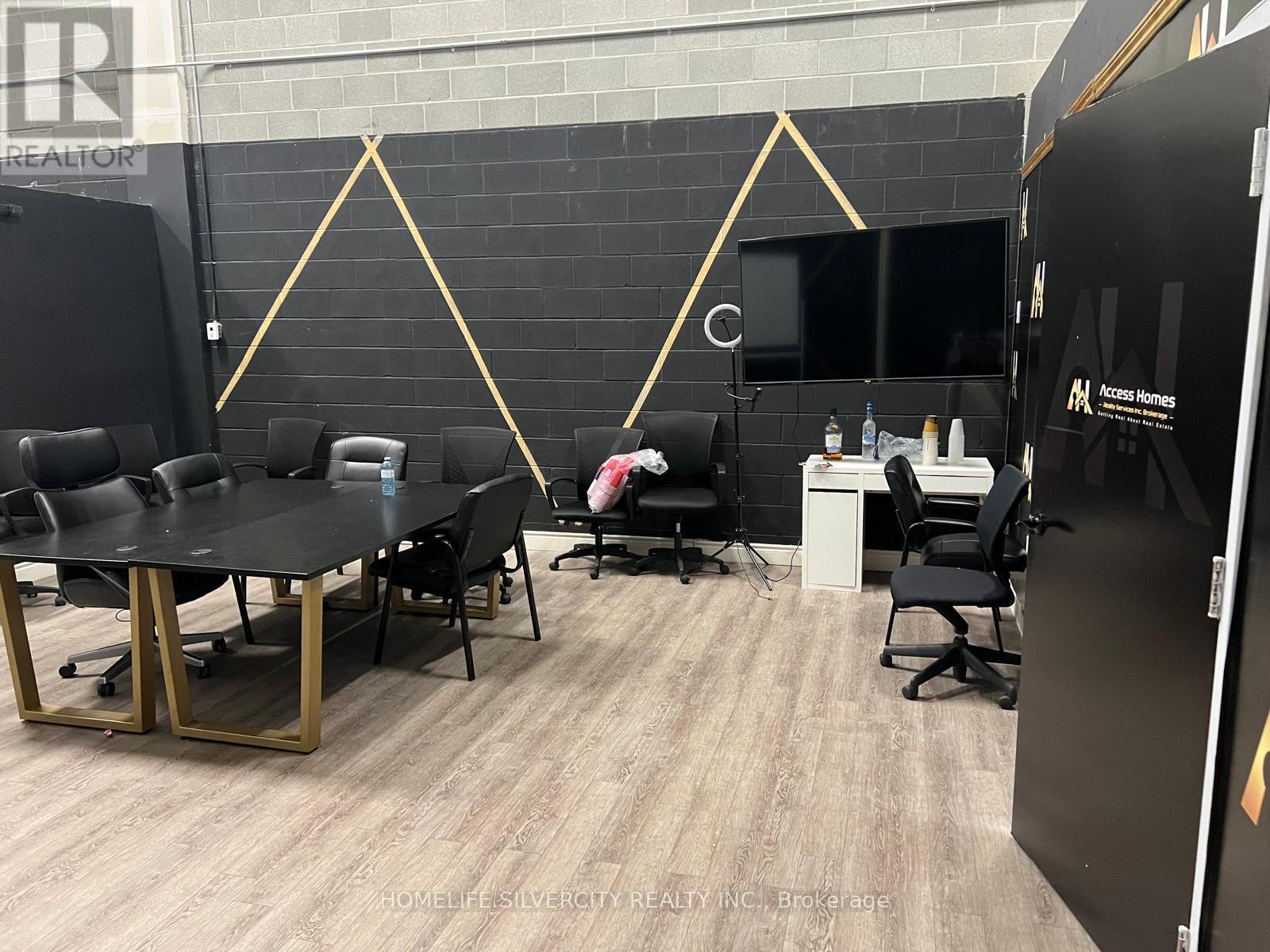 7 - 7895 Tranmere Drive, Mississauga, Ontario  L5S 1L9 - Photo 17 - W12413556