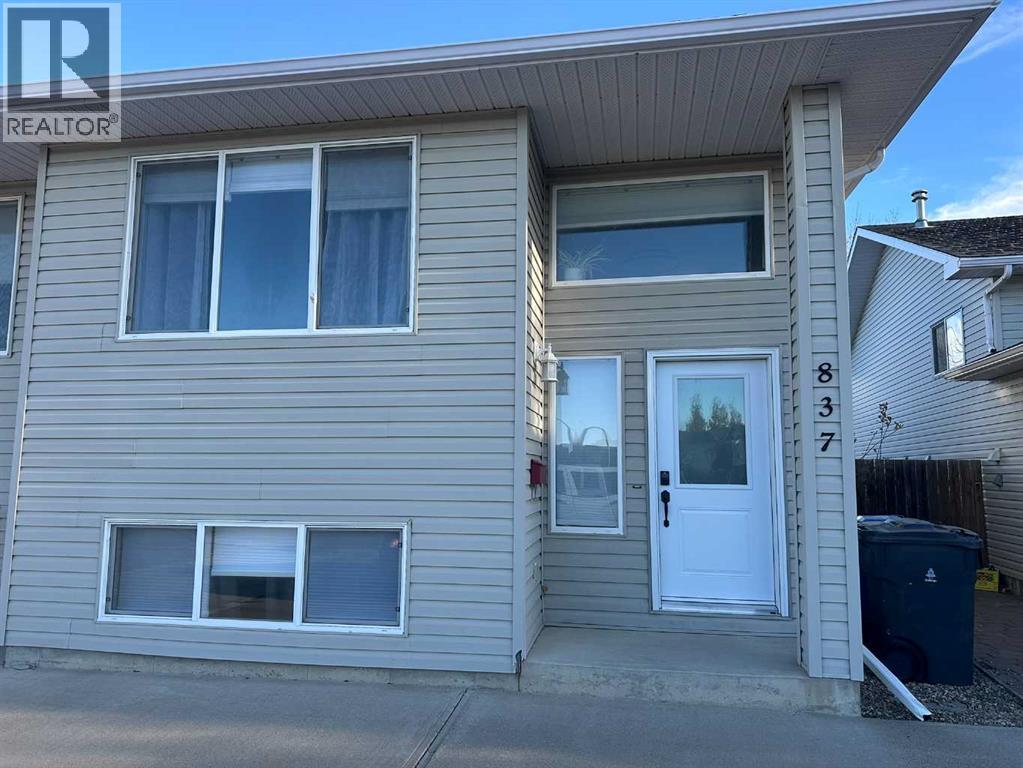 837 Blackfoot Terrace W, Lethbridge, Alberta