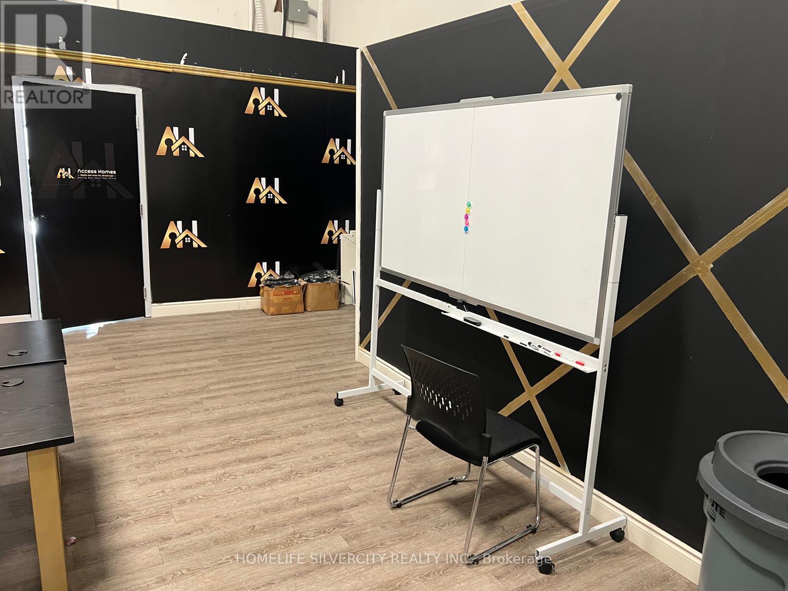 7 - 7895 Tranmere Drive, Mississauga, Ontario  L5S 1L9 - Photo 22 - W12413556