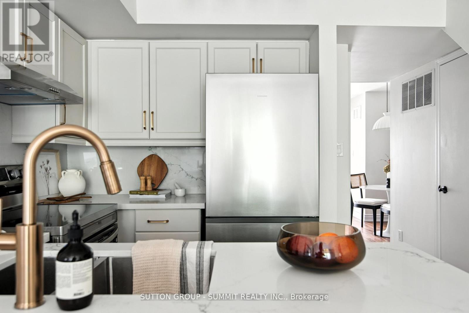 1026 - 18 Laidlaw Street, Toronto, Ontario  M6K 1X2 - Photo 3 - W12437225