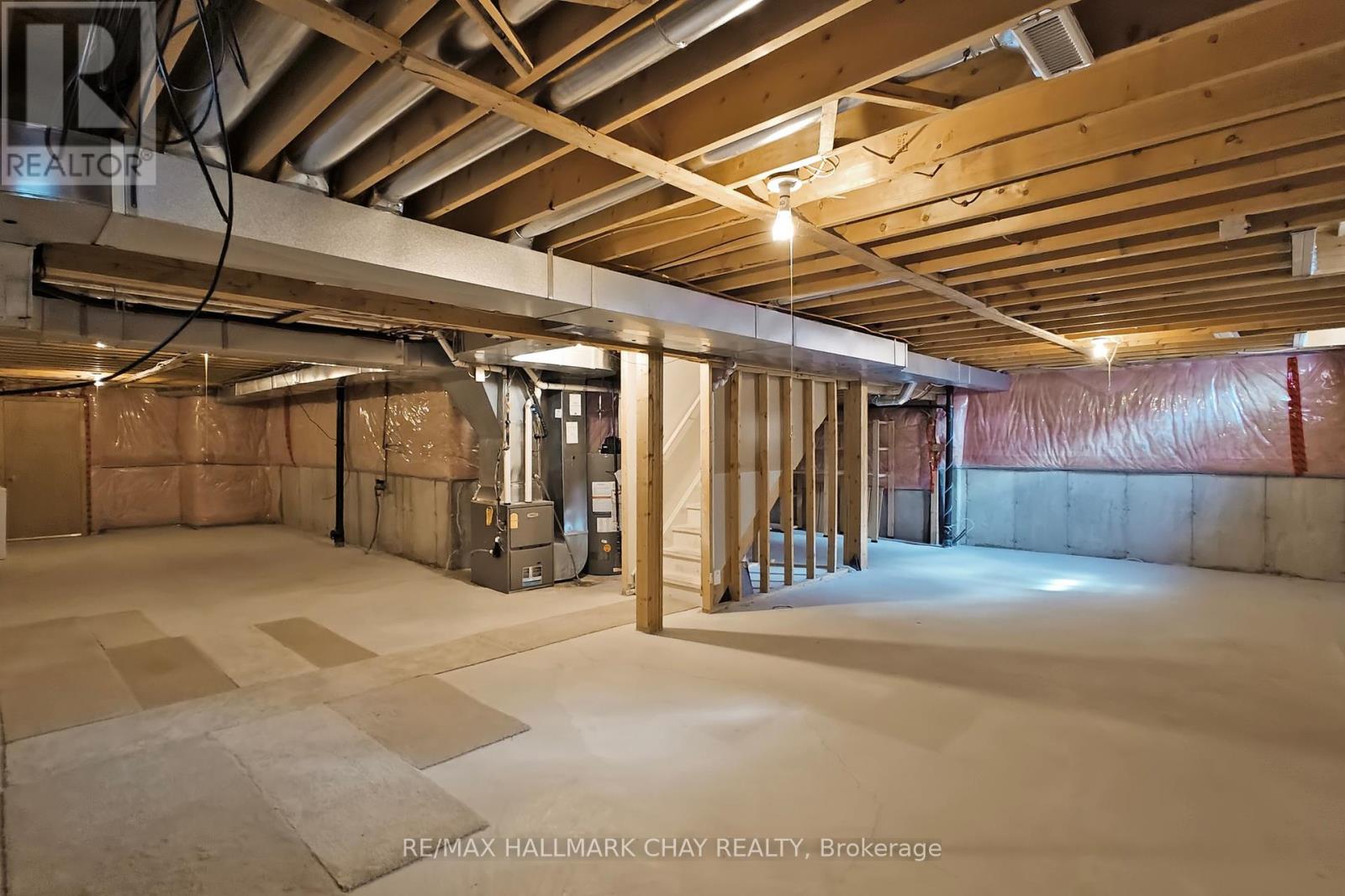 76 Cobblestone Court, Brampton, Ontario  L6R 2S4 - Photo 37 - W12434768