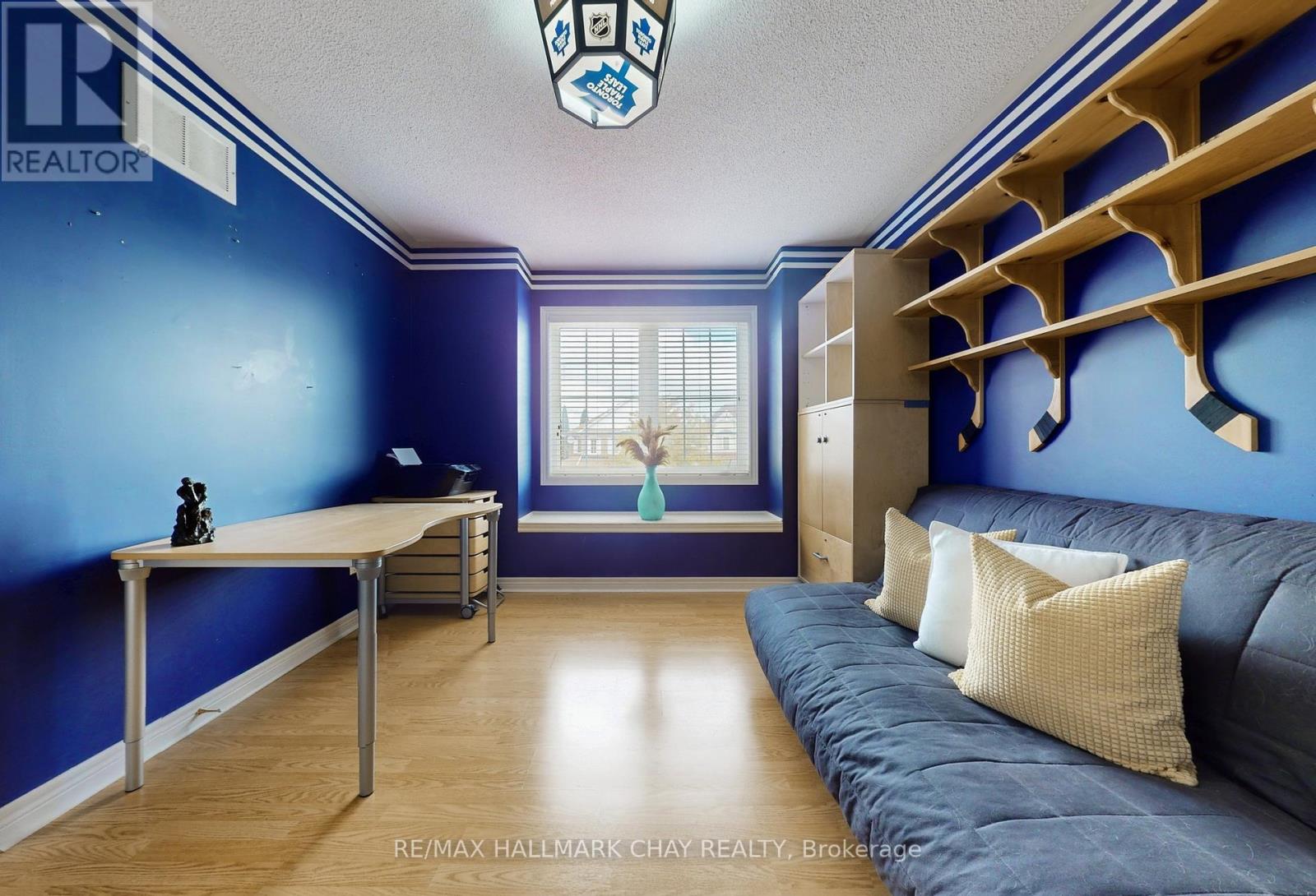 76 Cobblestone Court, Brampton, Ontario  L6R 2S4 - Photo 32 - W12434768