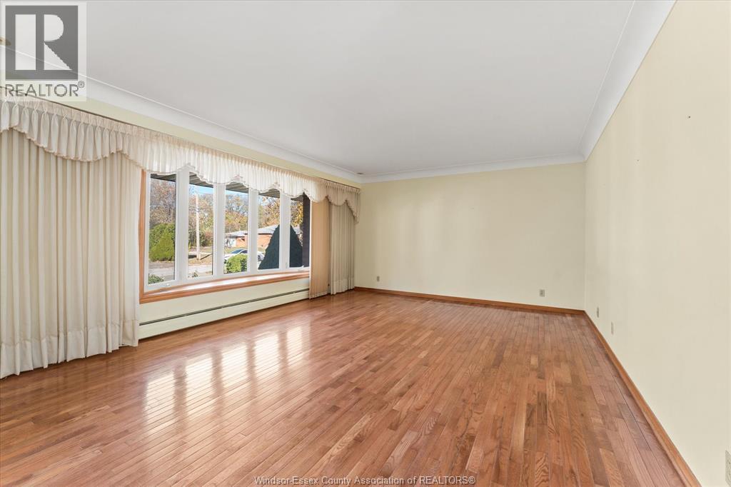 979 Scofield, Windsor, Ontario N9G 1L6 - Photo 17 - 25027977