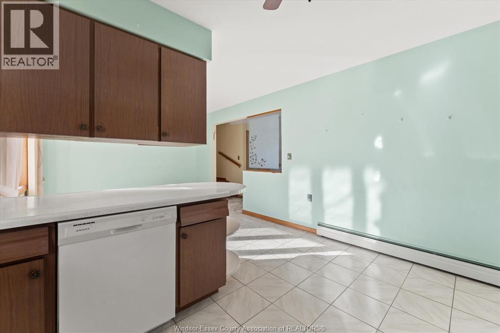 979 Scofield, Windsor, Ontario N9G 1L6 - Photo 19 - 25027977