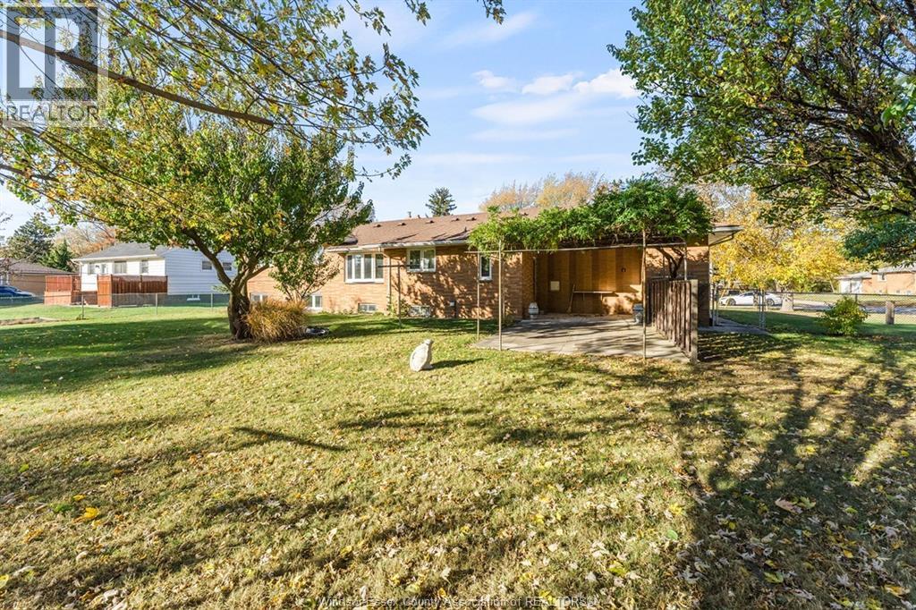 979 Scofield, Windsor, Ontario N9G 1L6 - Photo 15 - 25027977