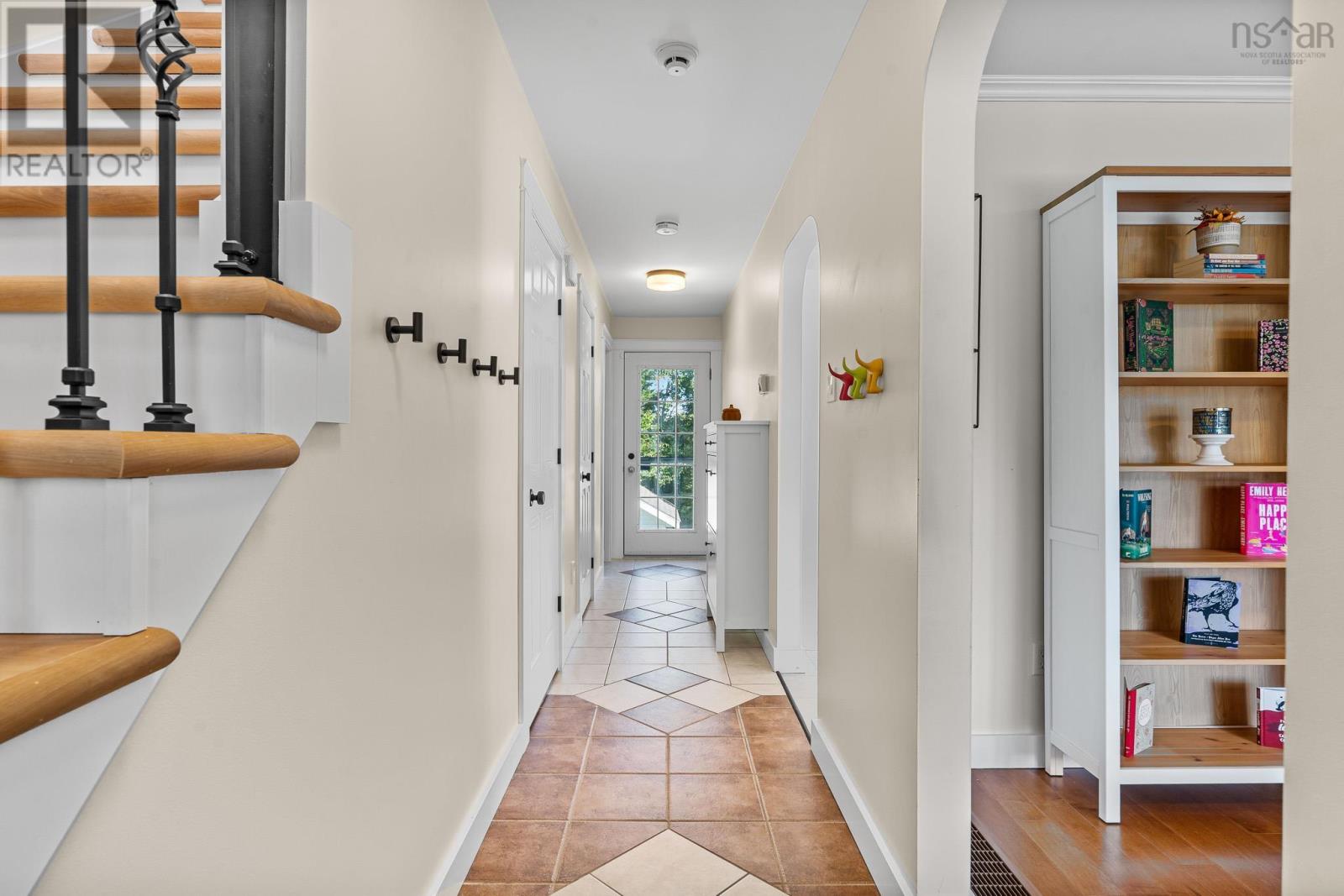 Property at 44 Cassandra Drive image 4