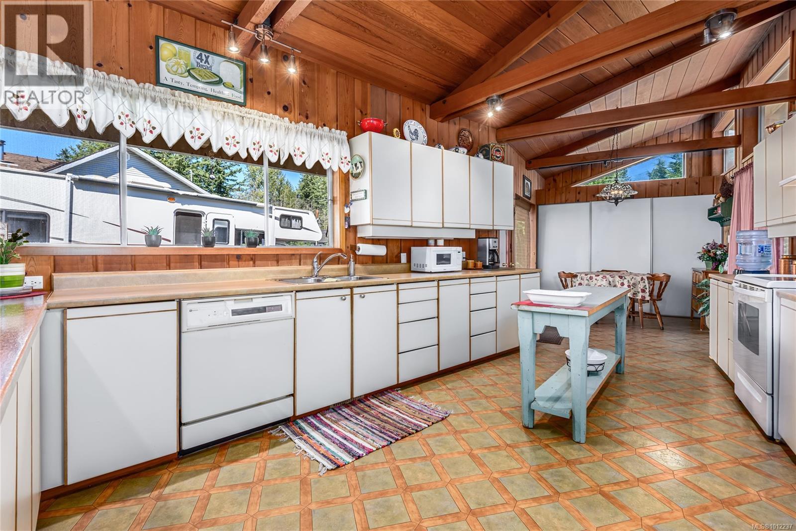 6661 Island Hwy N, Merville, British Columbia  V0R 2M0 - Photo 28 - 1012237