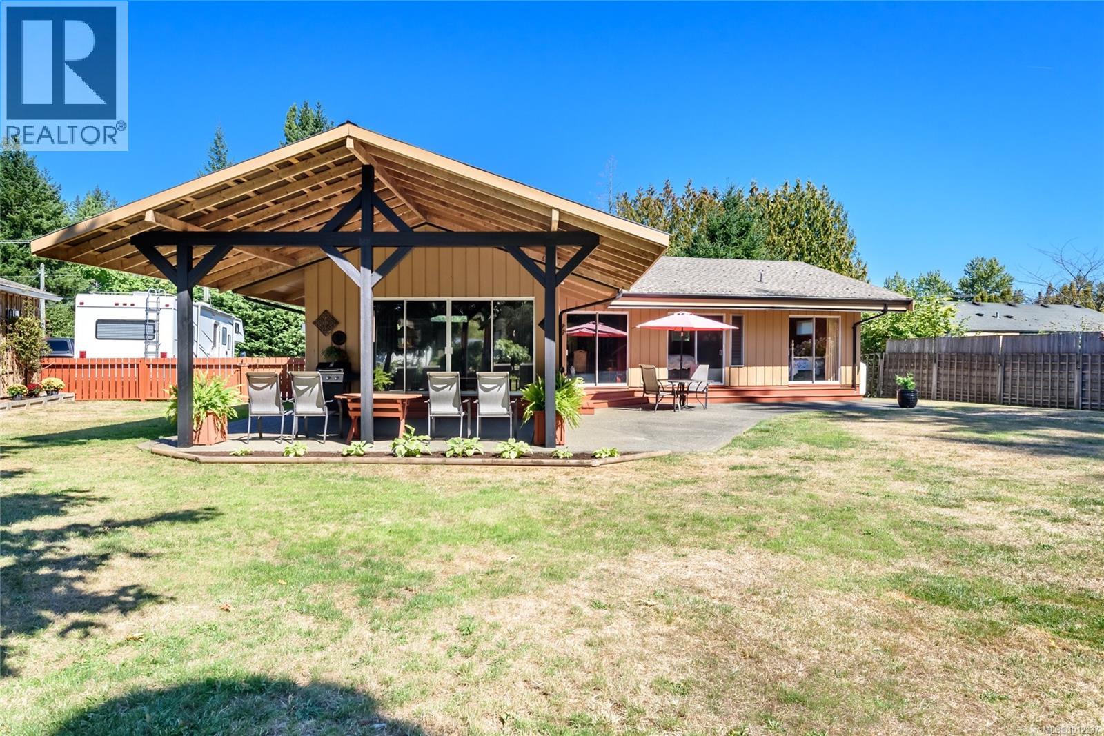 6661 Island Hwy N, Merville, British Columbia  V0R 2M0 - Photo 3 - 1012237