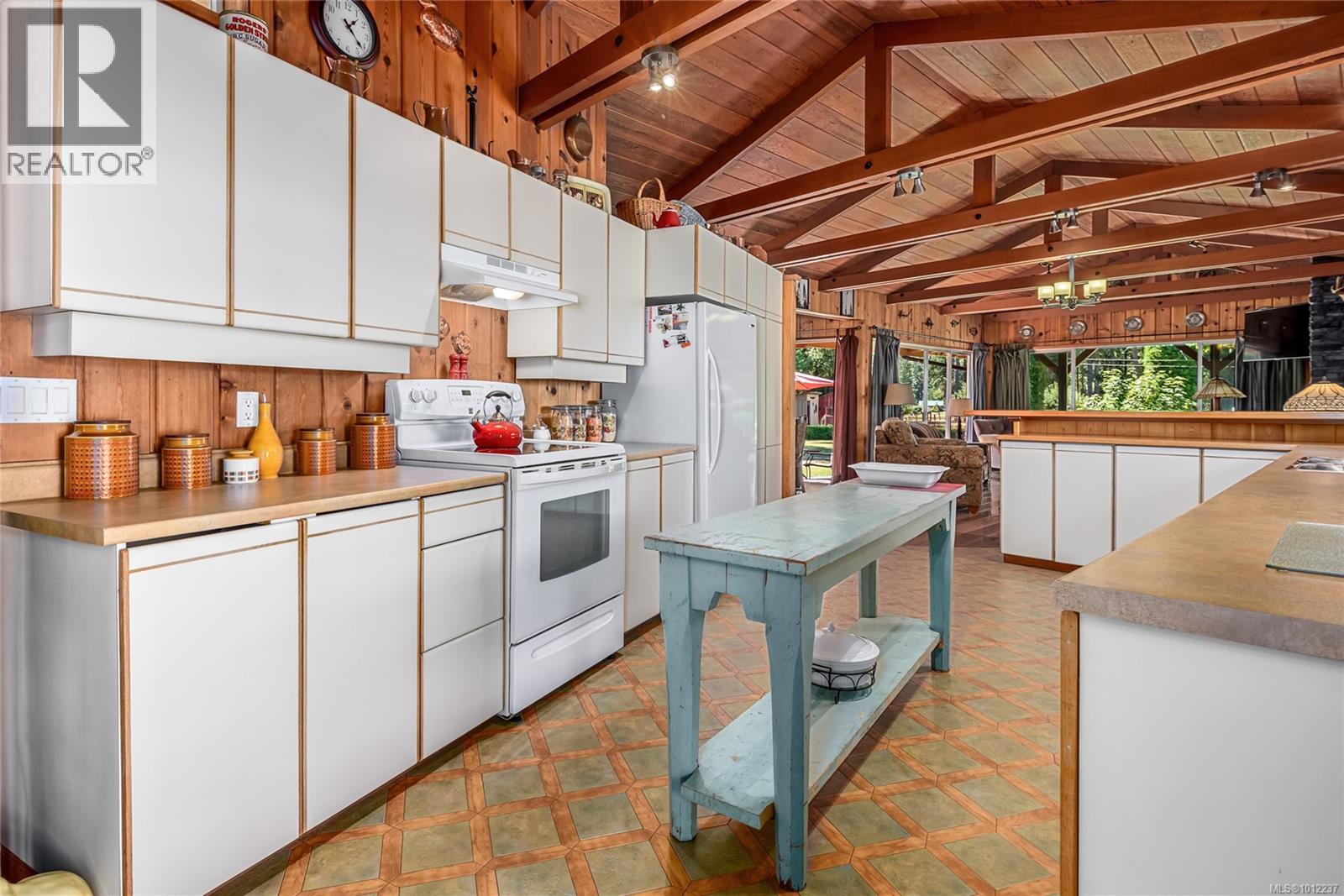 6661 Island Hwy N, Merville, British Columbia  V0R 2M0 - Photo 9 - 1012237