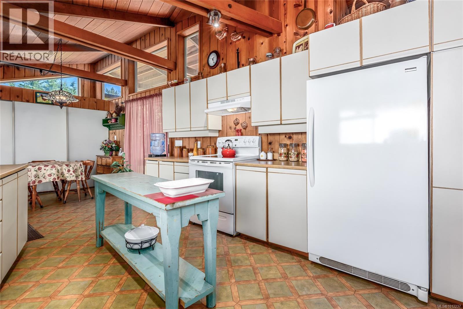 6661 Island Hwy N, Merville, British Columbia  V0R 2M0 - Photo 10 - 1012237