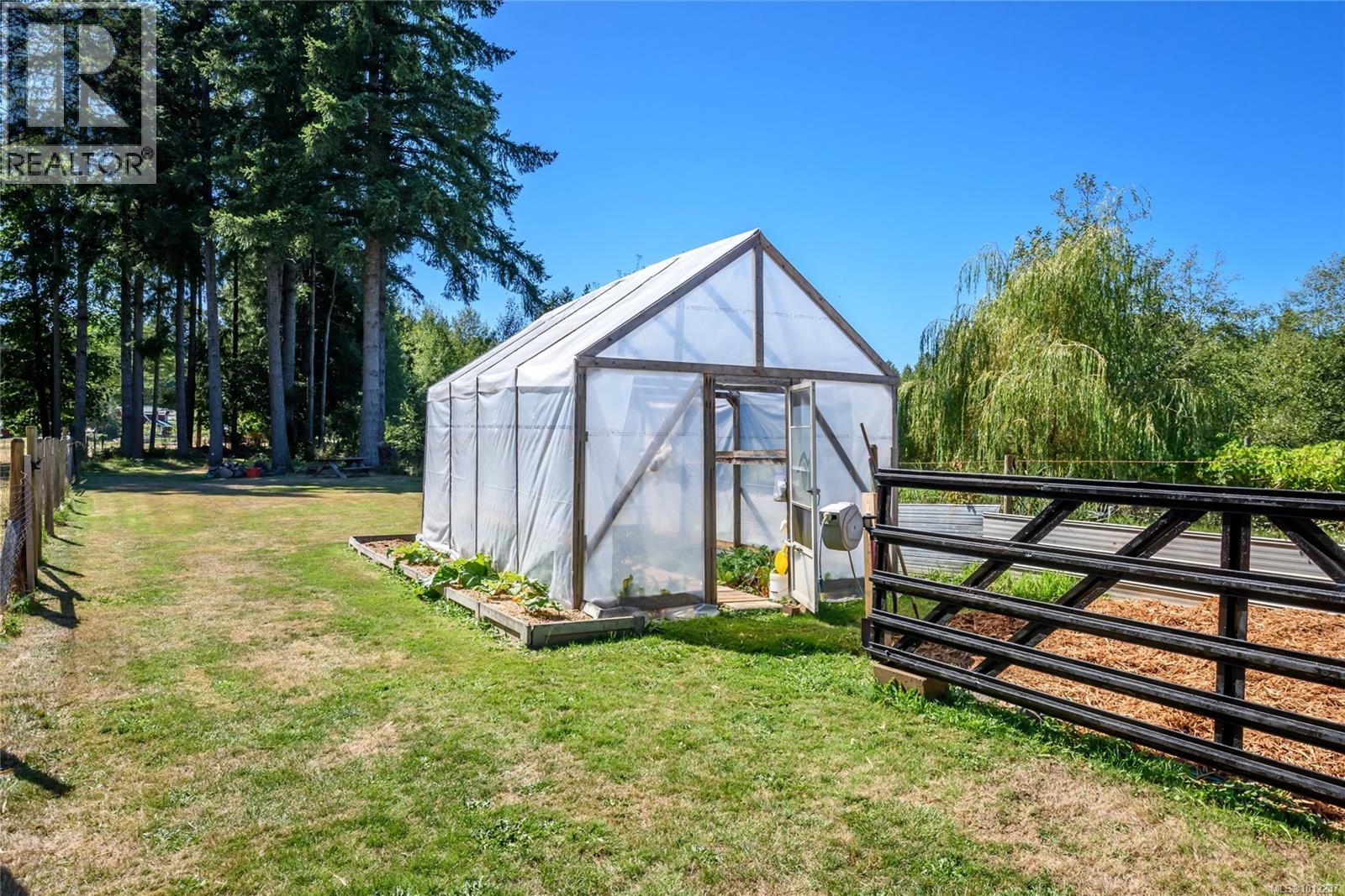 6661 Island Hwy N, Merville, British Columbia  V0R 2M0 - Photo 44 - 1012237