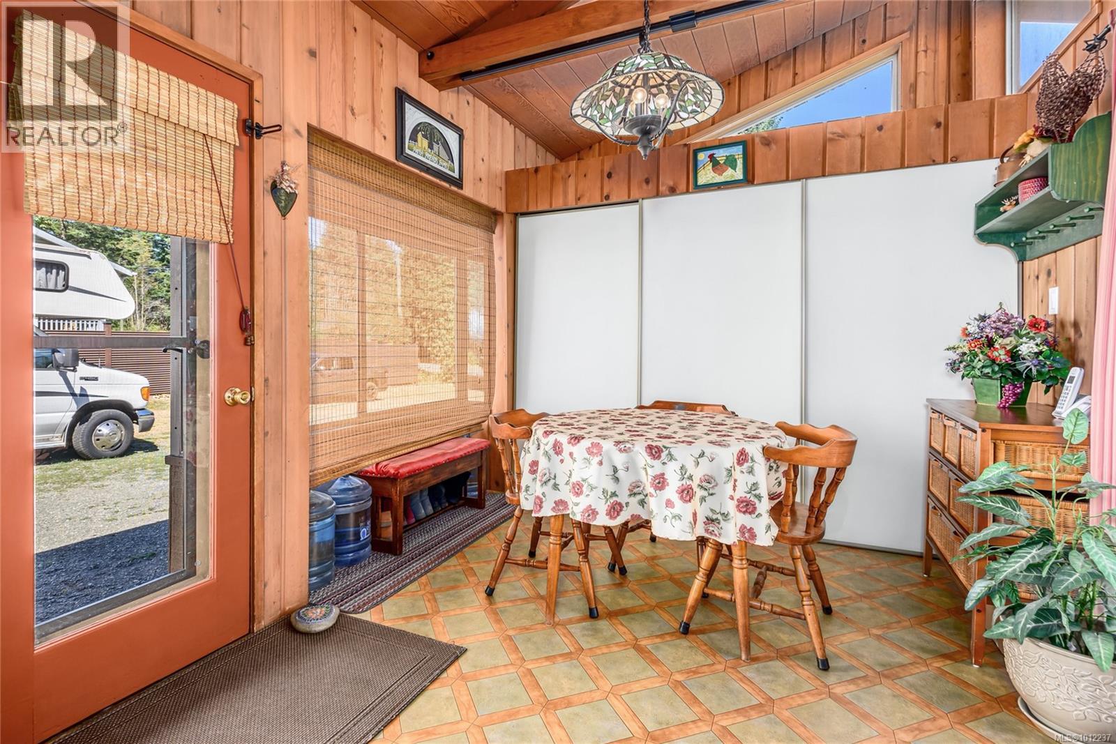 6661 Island Hwy N, Merville, British Columbia  V0R 2M0 - Photo 47 - 1012237