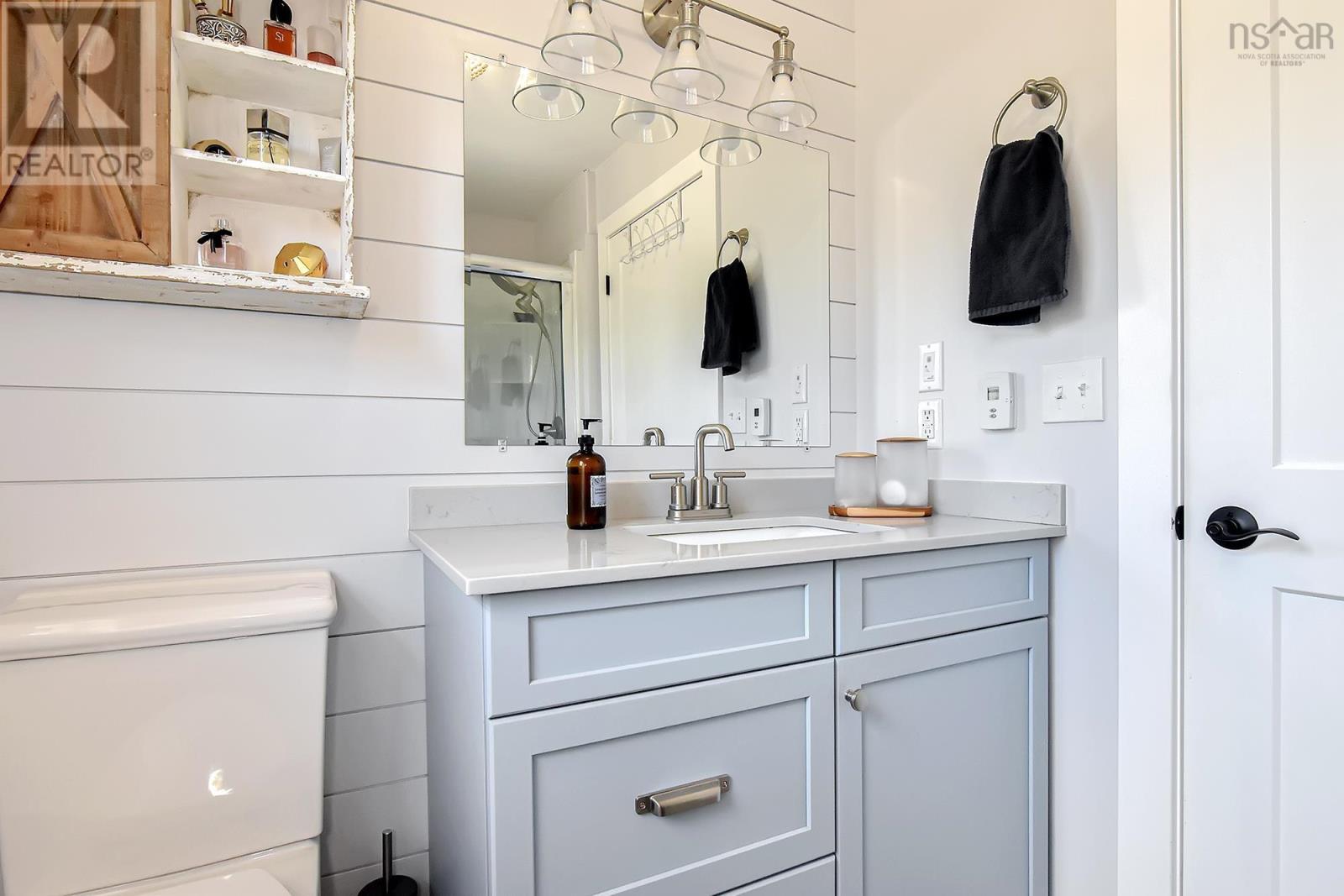 9409 Highway 215, Pembroke, Nova Scotia  B0N 2R0 - Photo 28 - 202526142