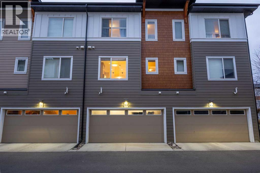 58, 111 Rainbow Falls Gate, Chestermere, Alberta  T1X 0Z5 - Photo 36 - A2268161