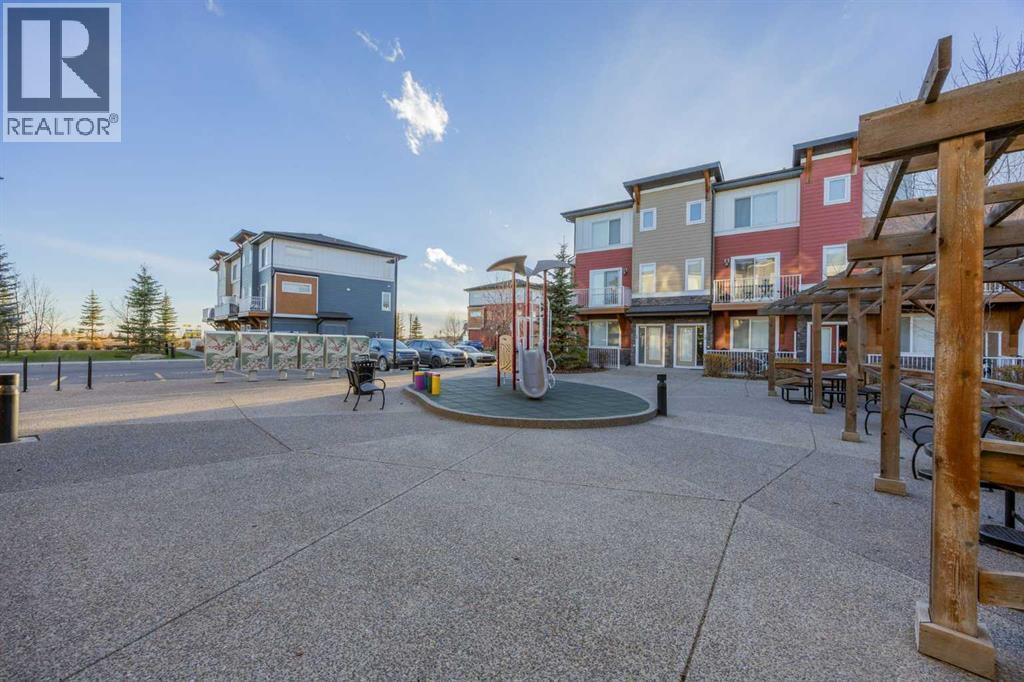 58, 111 Rainbow Falls Gate, Chestermere, Alberta  T1X 0Z5 - Photo 37 - A2268161