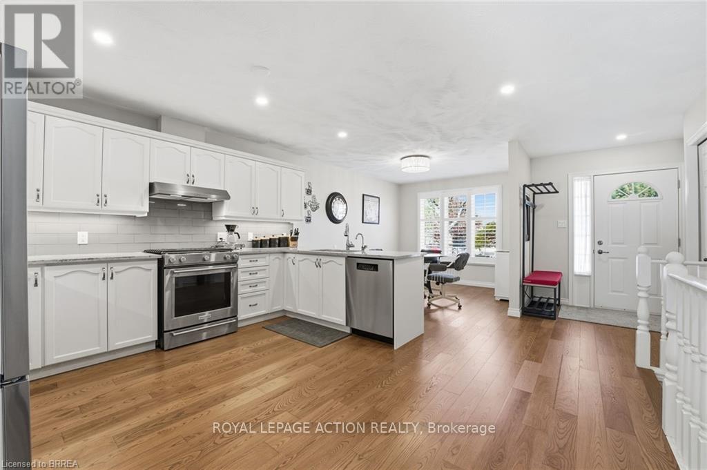 31 - 53 Heron's Landing, Woodstock, Ontario  N4T 1V2 - Photo 9 - X12508116