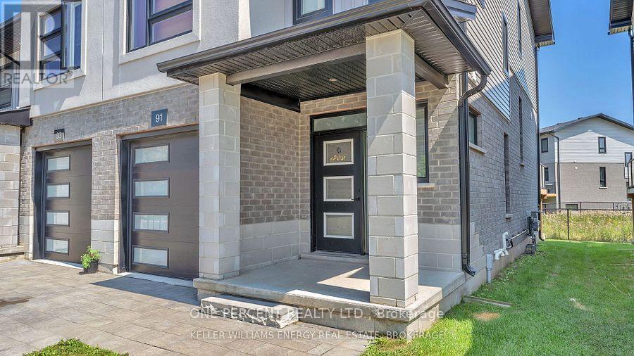 91 - 3380 Singleton Avenue E, London South, Ontario  N6L 0E8 - Photo 2 - X12508172