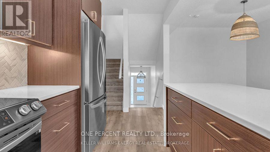 91 - 3380 Singleton Avenue E, London South, Ontario  N6L 0E8 - Photo 8 - X12508172