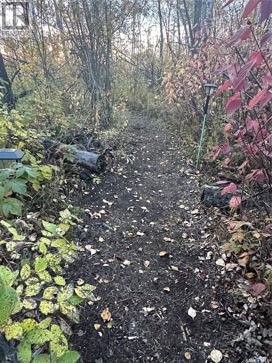 Hunters Paradise, Fish Creek Rm No. 402, Saskatchewan  S0K 3R0 - Photo 10 - SK022381