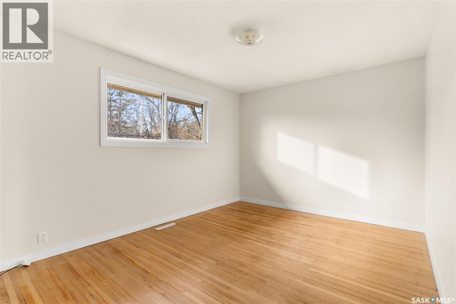 960 Elphinstone Street, Regina, Saskatchewan  S4T 3L6 - Photo 17 - SK022358