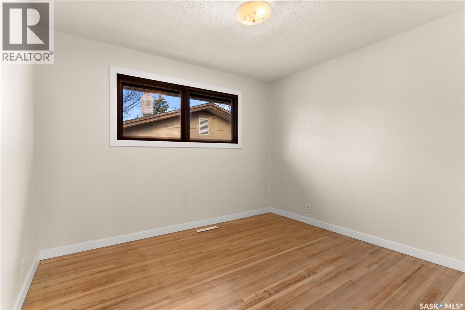 960 Elphinstone Street, Regina, Saskatchewan  S4T 3L6 - Photo 24 - SK022358