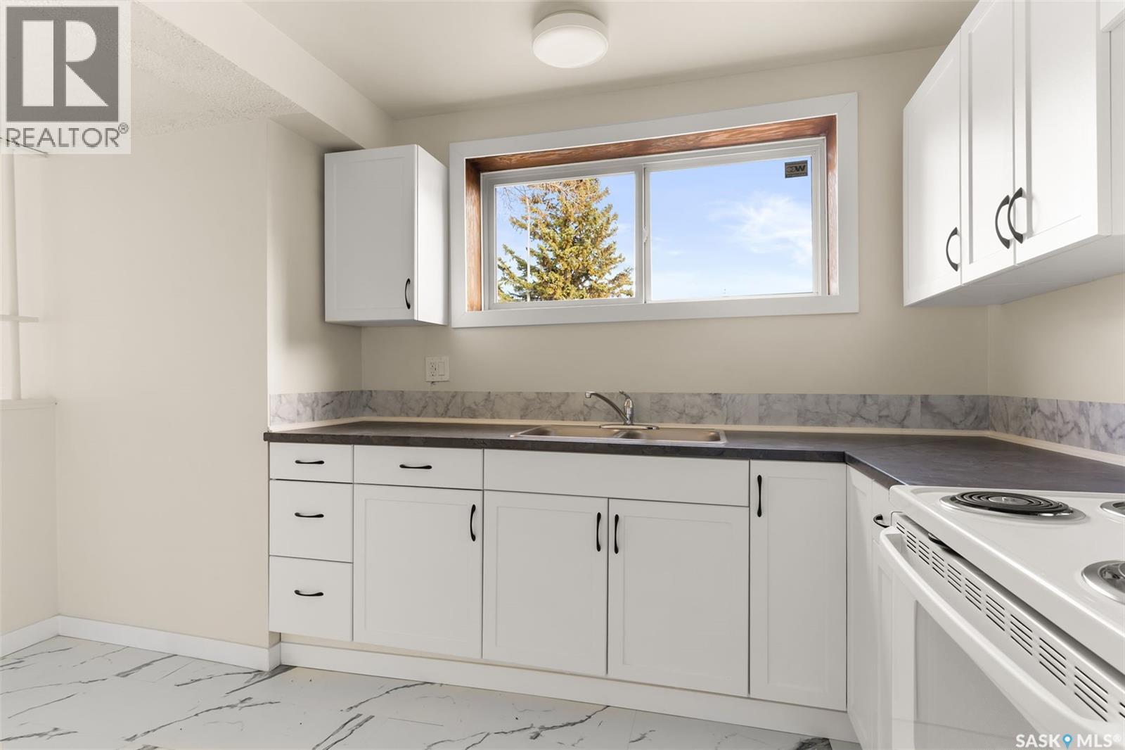 960 Elphinstone Street, Regina, Saskatchewan  S4T 3L6 - Photo 30 - SK022358