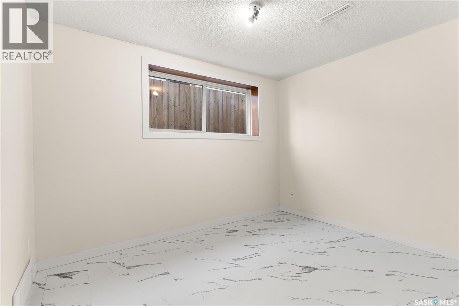 960 Elphinstone Street, Regina, Saskatchewan  S4T 3L6 - Photo 35 - SK022358