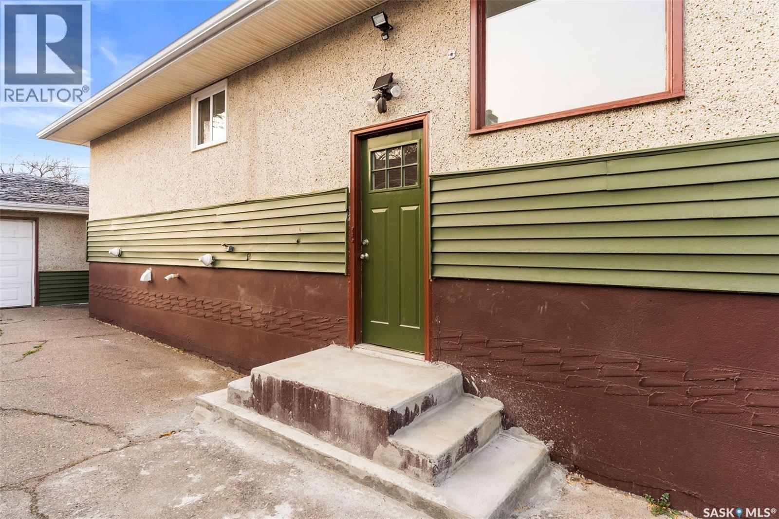 960 Elphinstone Street, Regina, Saskatchewan  S4T 3L6 - Photo 38 - SK022358