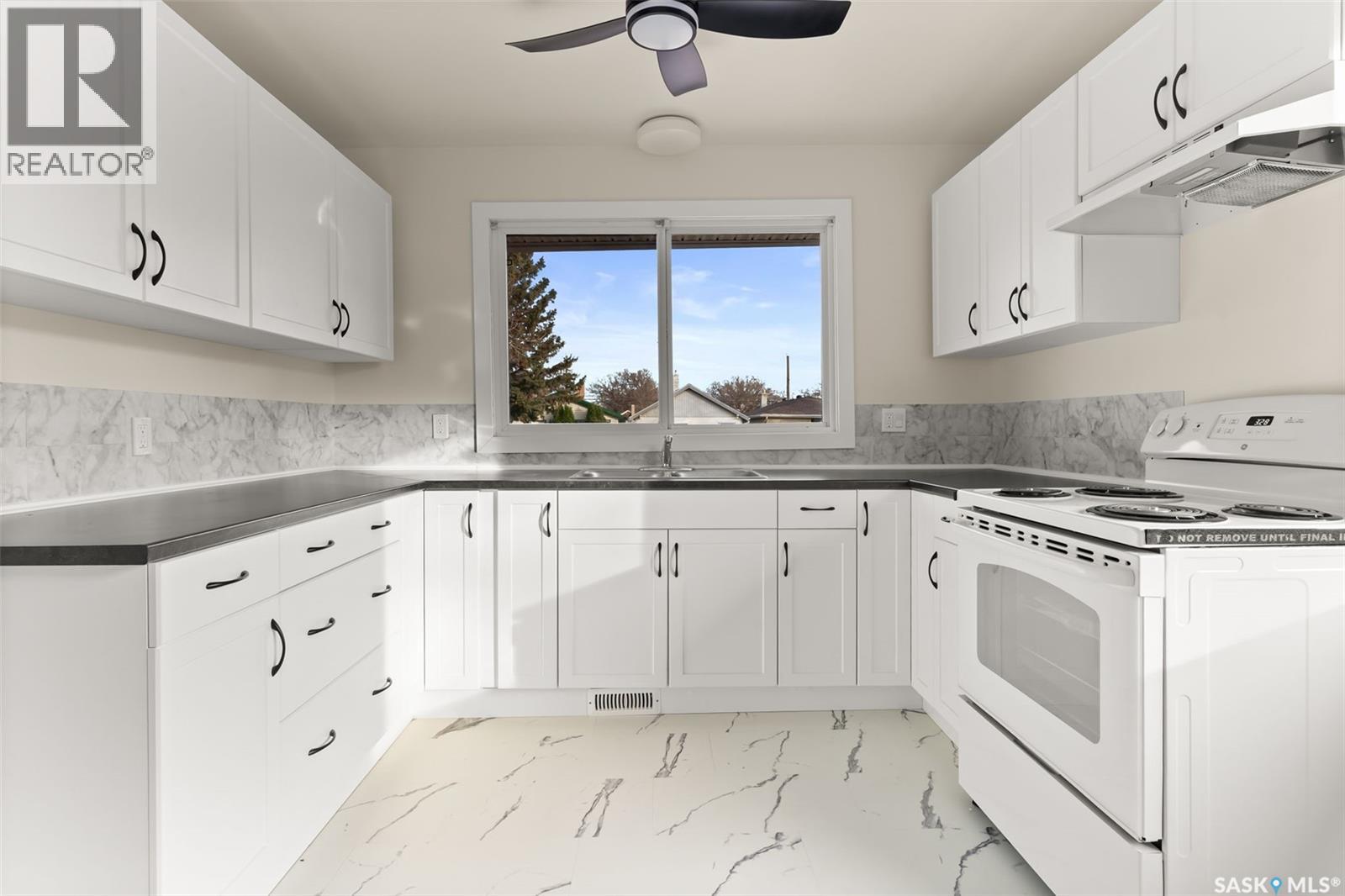 960 Elphinstone Street, Regina, Saskatchewan  S4T 3L6 - Photo 8 - SK022358