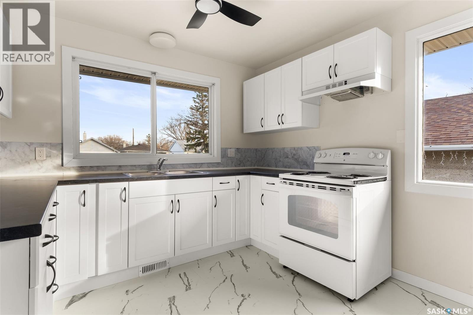 960 Elphinstone Street, Regina, Saskatchewan  S4T 3L6 - Photo 9 - SK022358