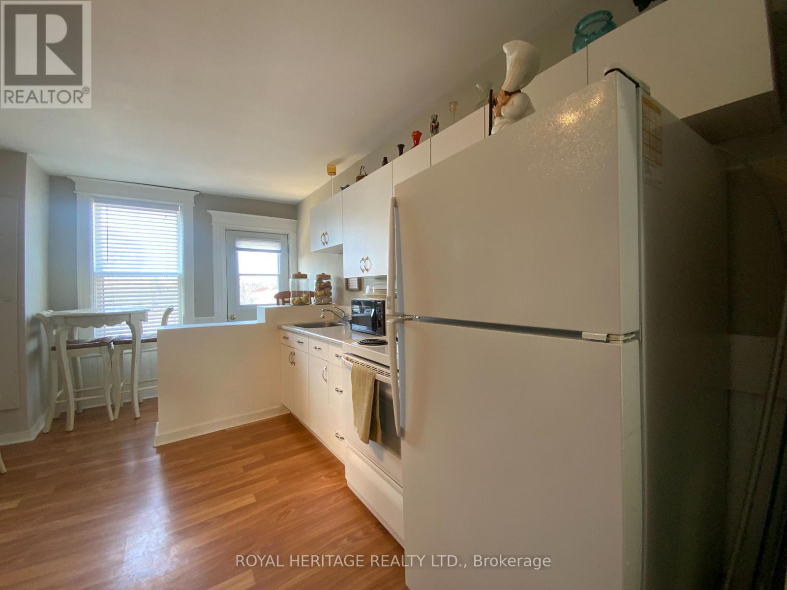 65 Bolton Street, Kawartha Lakes, Ontario  K0M 1A0 - Photo 12 - X12472784