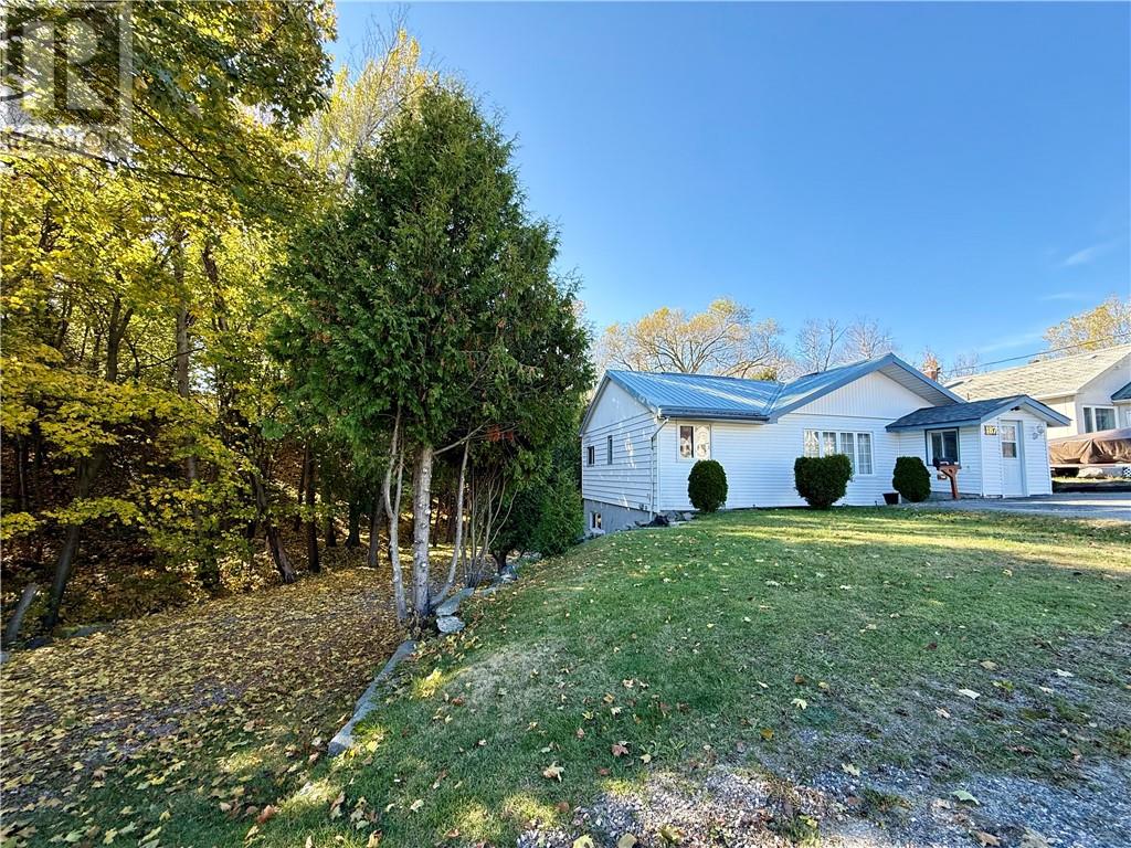 187 Ferndale Avenue, Sudbury, Ontario  P3B 3C1 - Photo 3 - 2125496