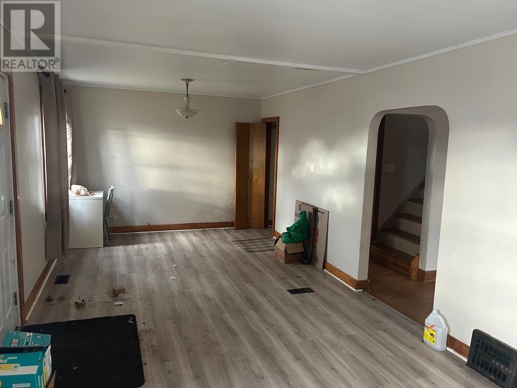 302 Franklin St, Sault Ste. Marie, Ontario P6C 4A8 - Photo 4 - SM253180