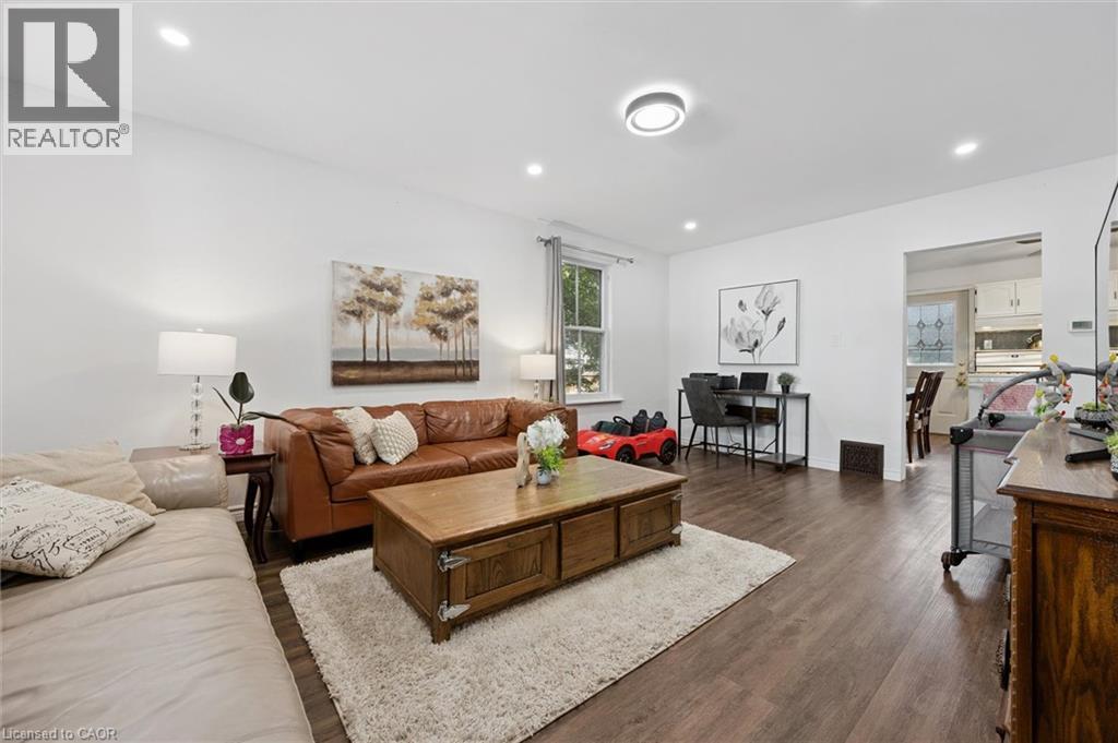 9 Metcalfe Street, Cambridge, Ontario N1S 2N7 - Photo 11 - 40772770