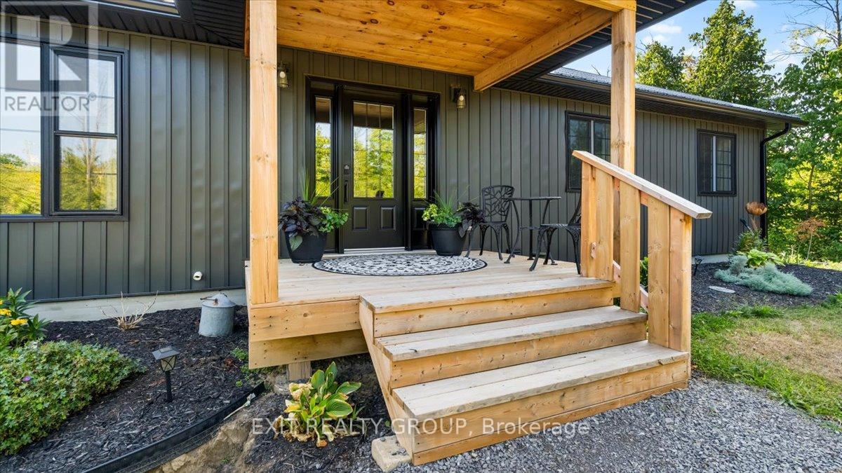 32 Marble Court, Marmora And Lake (Marmora Ward), Ontario  K0K 2M0 - Photo 3 - X12508572