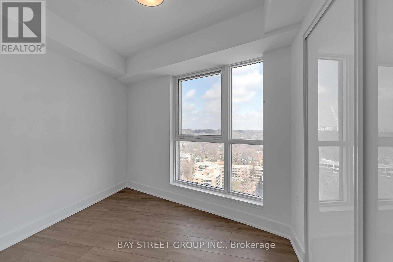 1717 - 585 Bloor Street E, Toronto, Ontario  M4W 0B3 - Photo 10 - C12504260