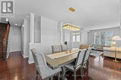 23 Glade Drive, Richmond Hill, Ontario  L4E 0G9 - Photo 12 - N12507312