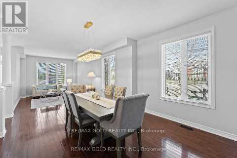 23 Glade Drive, Richmond Hill, Ontario  L4E 0G9 - Photo 13 - N12507312