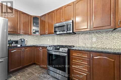 23 Glade Drive, Richmond Hill, Ontario  L4E 0G9 - Photo 19 - N12507312