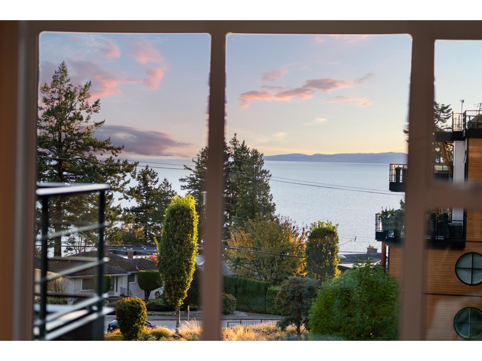 413 14855 Thrift Avenue, White Rock, British Columbia V4B 2J6 - Photo 15 - R3063100