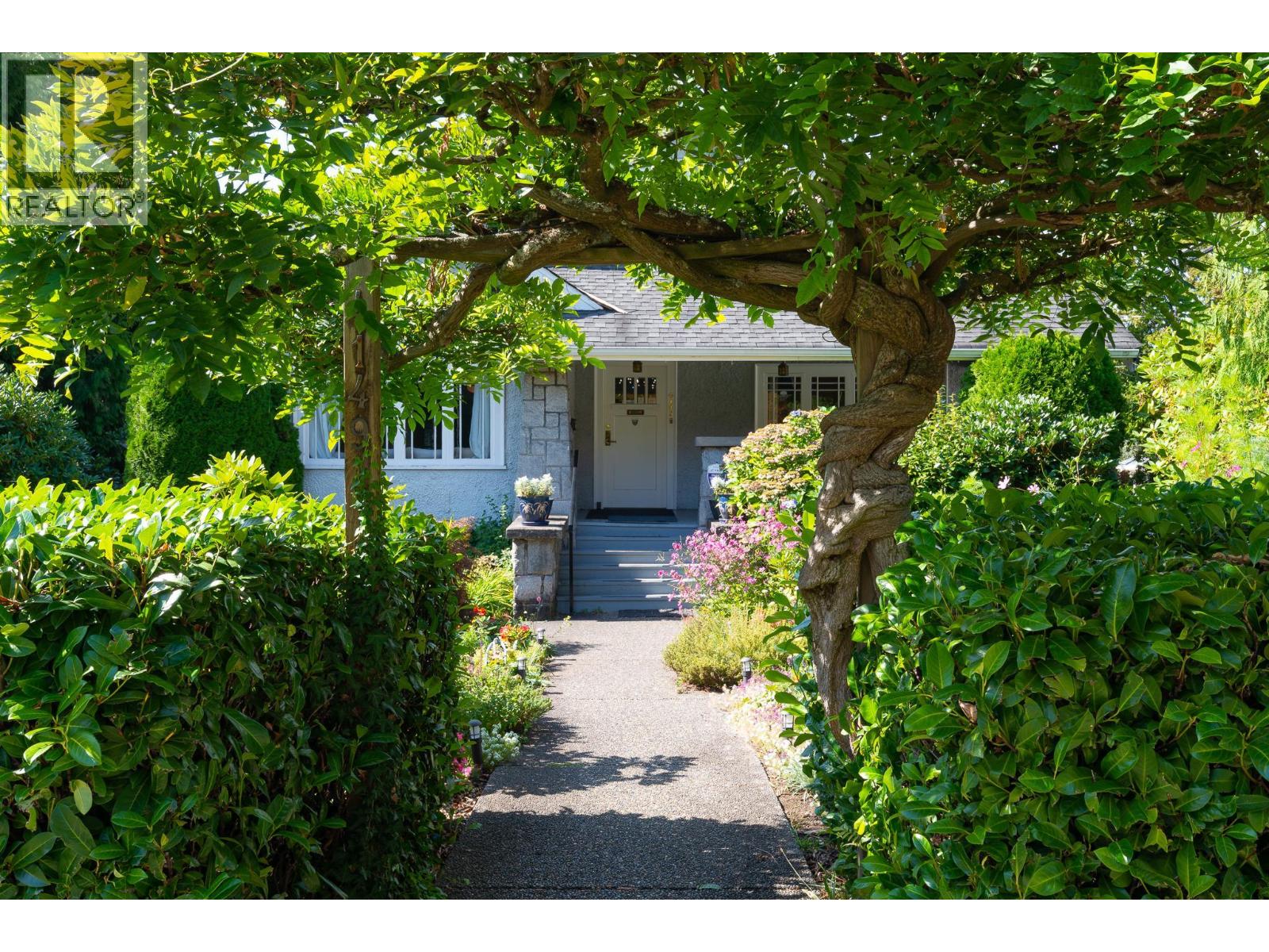 4149 Pine Crescent, Vancouver, British Columbia  V6J 4K8 - Photo 2 - R3051928