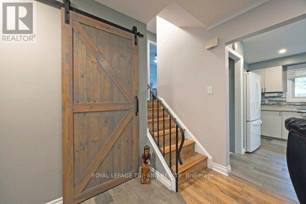 17 Winding Way Crescent, London North, Ontario  N6G 3E8 - Photo 15 - X12508514