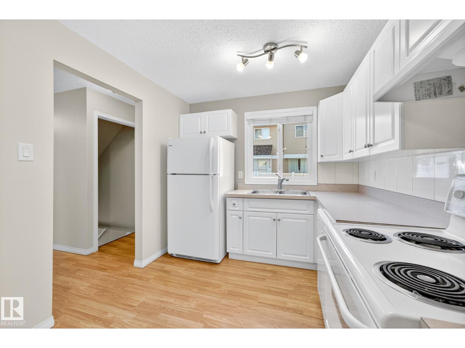 15227 54 St Nw, Edmonton, Alberta  T5A 3N9 - Photo 10 - E4464668