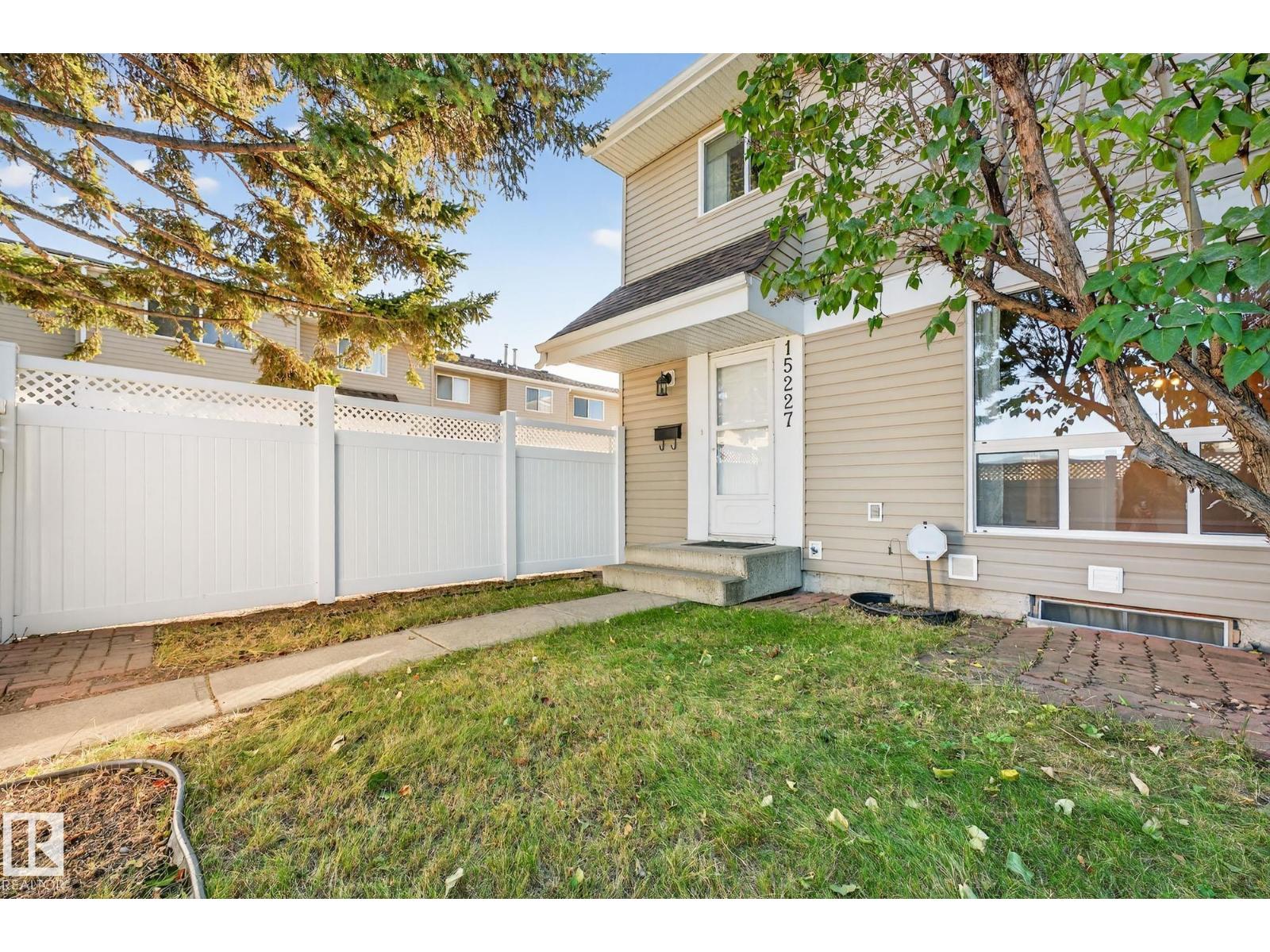 15227 54 St Nw, Edmonton, Alberta  T5A 3N9 - Photo 2 - E4464668