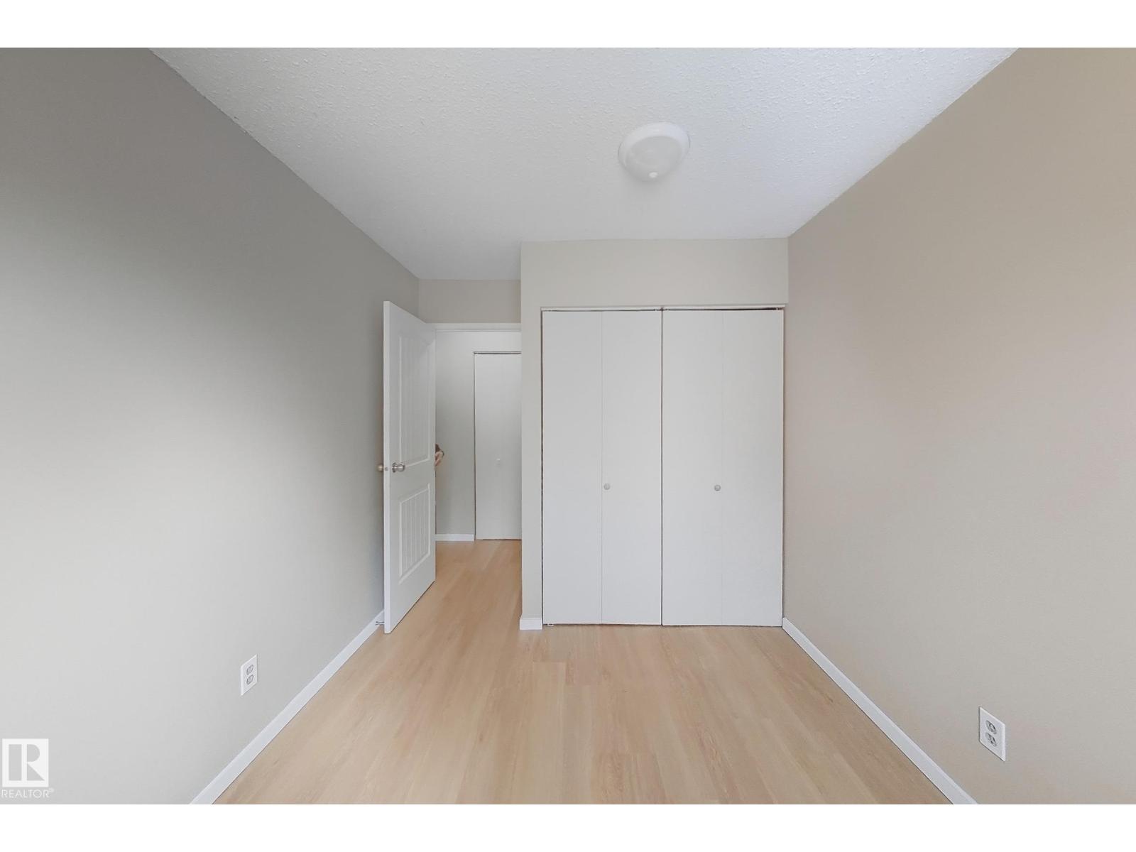 15 Woodvale Vg Nw, Edmonton, Alberta  T6L 1W4 - Photo 15 - E4464669