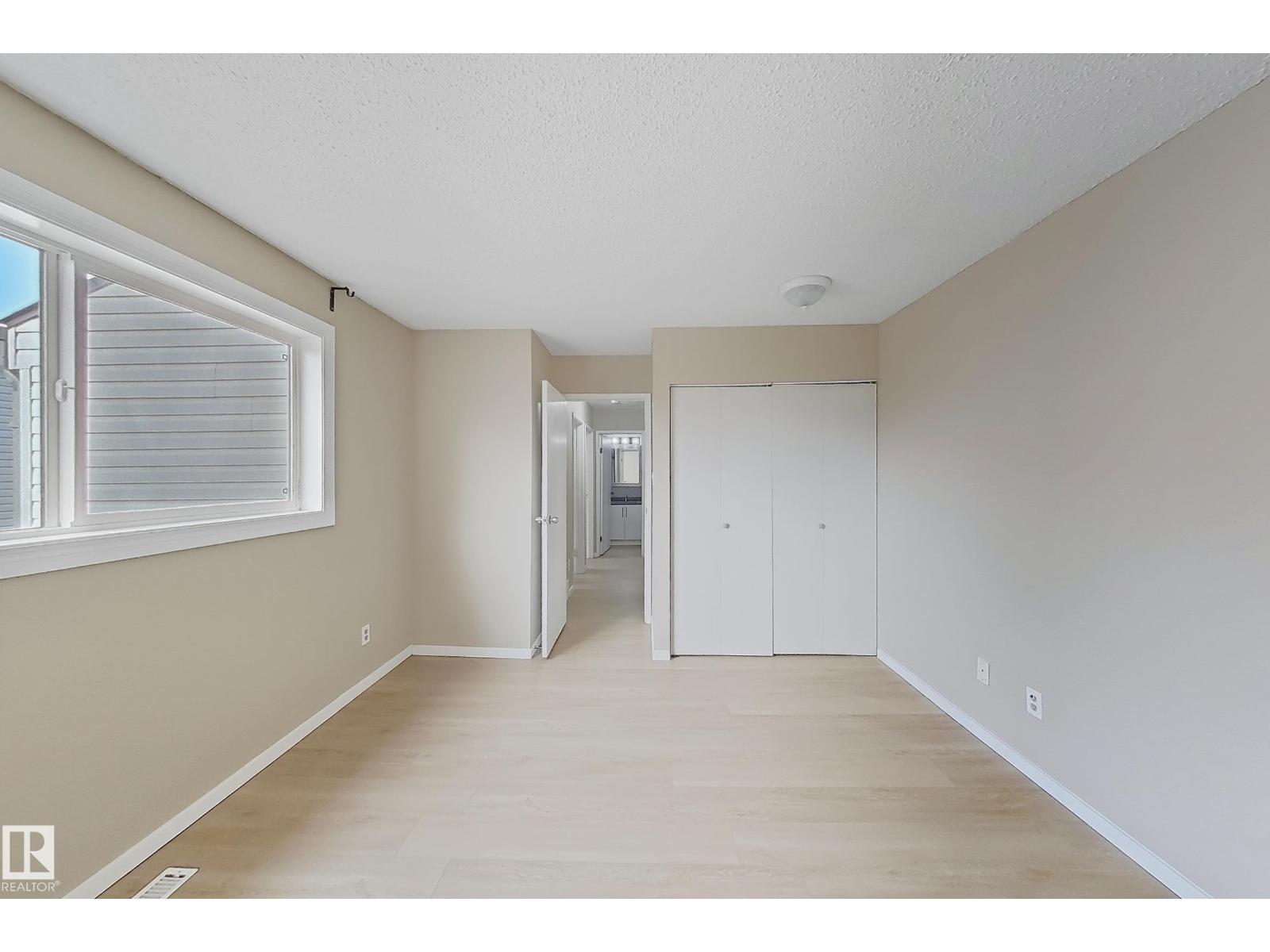 15 Woodvale Vg Nw, Edmonton, Alberta  T6L 1W4 - Photo 17 - E4464669